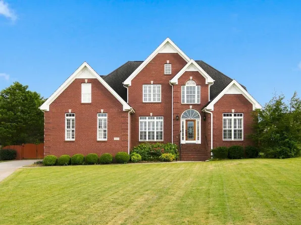 102 Cashions Ct, Hazel Green, AL 35750