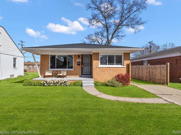 20850 Glen Lodge Rd, Ferndale, MI 48220