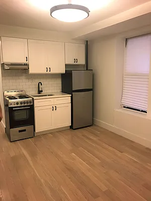 Rented by Bruma Realty LLC | media 20