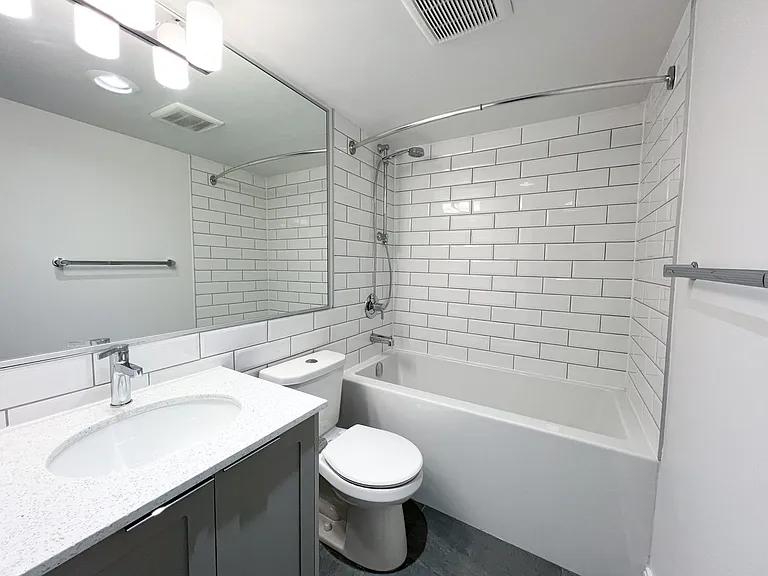 1320 Bute St — Photo 8