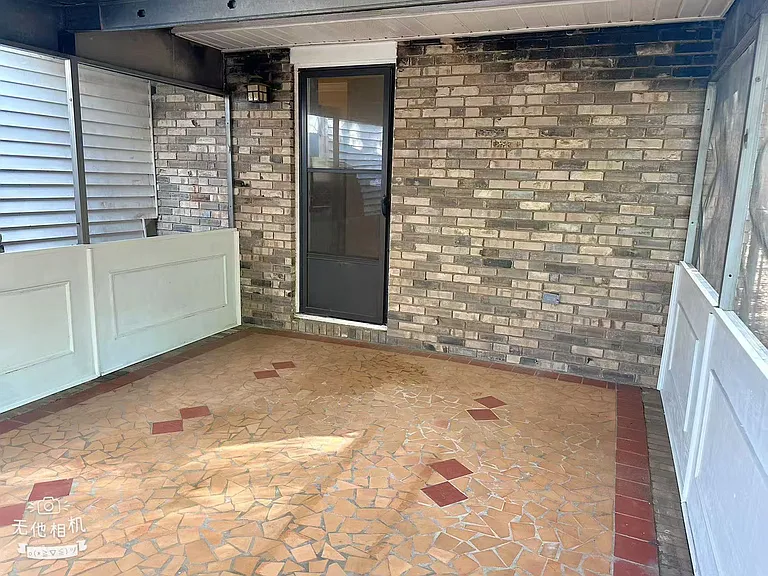 2127 Silverdale Rd — Photo 11