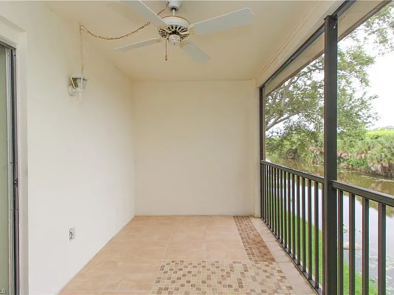 729 Palm View Dr #D4 — Photo 7