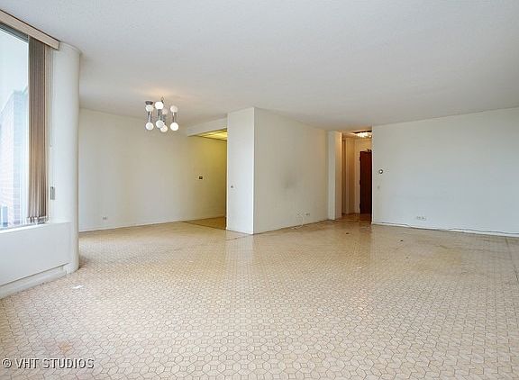 3rd image of 4170 N Marine Dr APT 7D