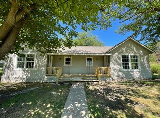 808 Mill St APT B, Itasca, TX 76055