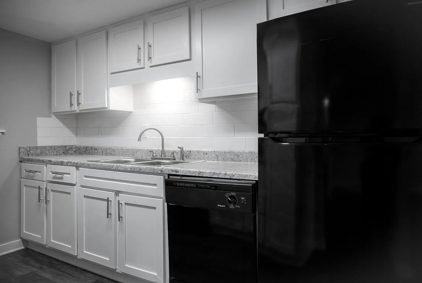 Ridge at Crestwood — Photo 1