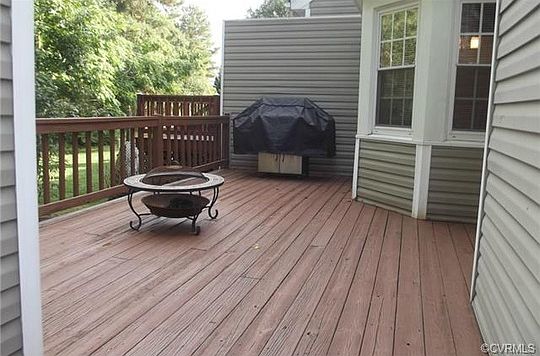 5th image of 6179 Rolling Forest Cir
