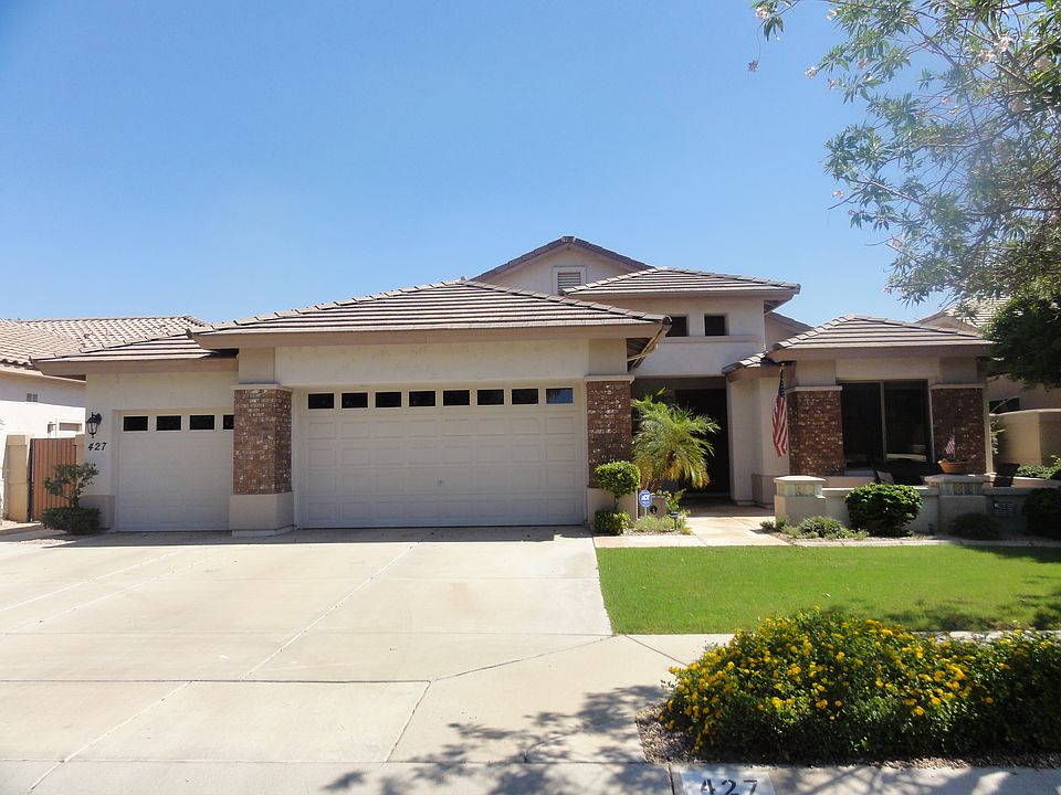 Front of the Home-3 car Gar.