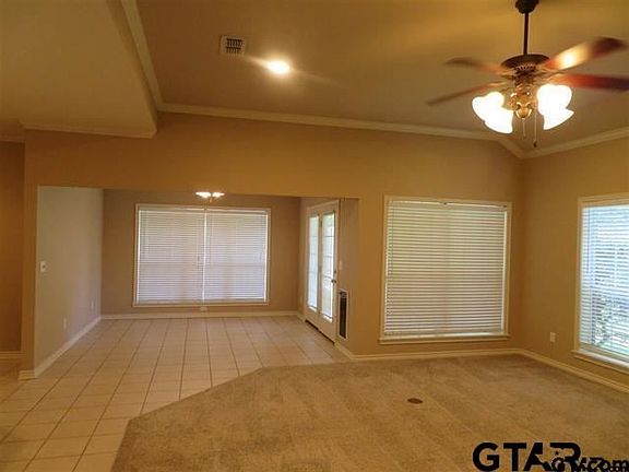 3rd image of 523 Prestonwood Cir