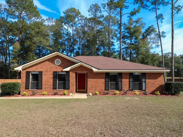 1513 Longleaf Dr, Bainbridge, GA 39819