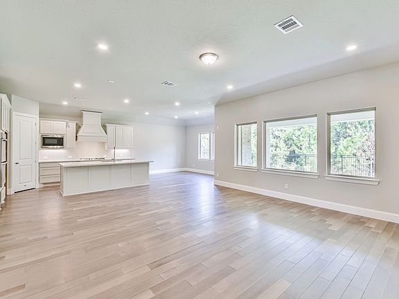 Plan 5019 Great Room