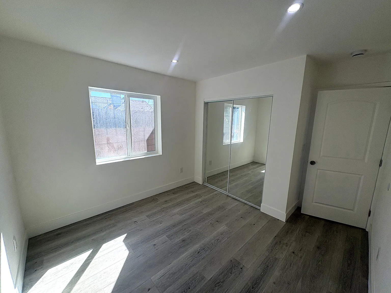2 bed, $2,200 — Photo 2