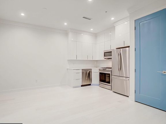 3rd image of 3527 14th St NW APT 2