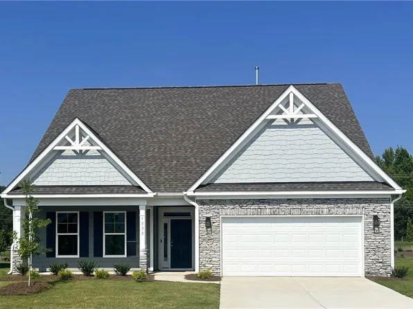 1232 Cricket St, Elon, NC 27244