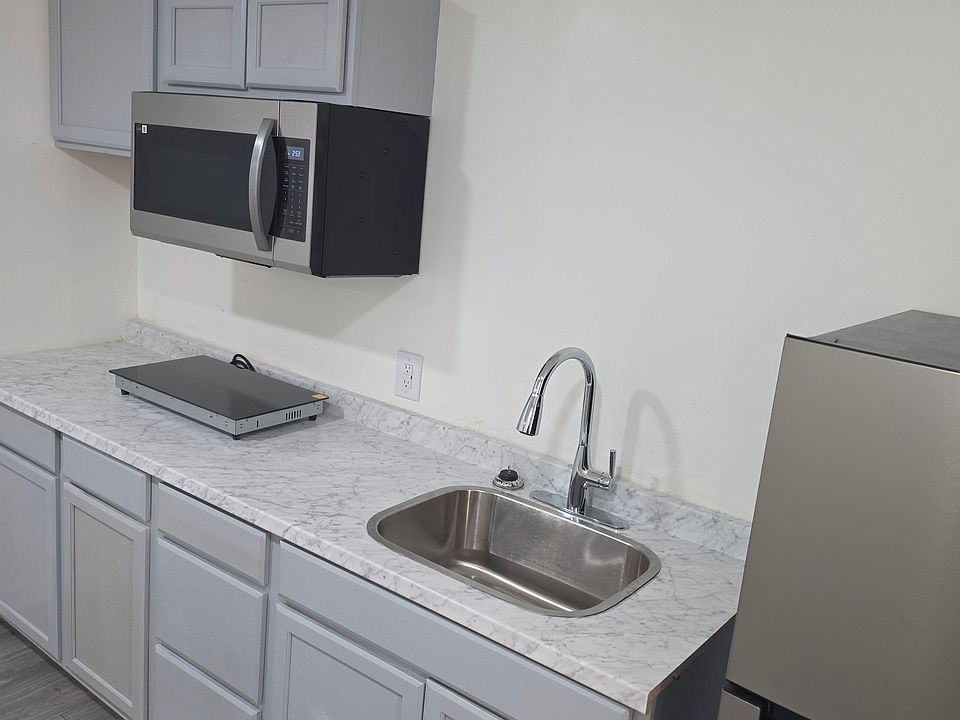 1st image of 2710 Napier Ave #2