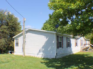 611 Theiss Rd, Vinton, OH 45686