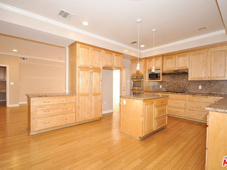 1st image of 5550 Buffalo Ave