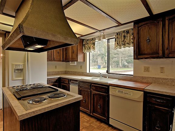 5th image of 15609 E Shore Dr