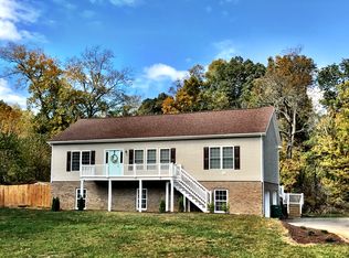 1322 Childress Ferry Rd, Blountville, TN 37617