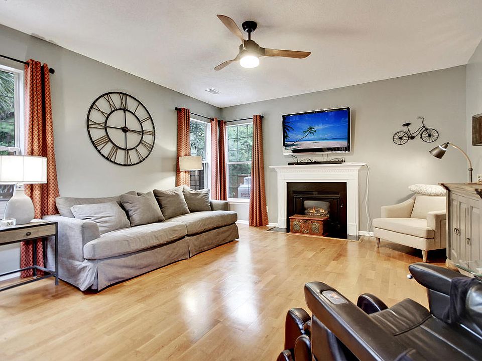 2nd image of 5403 Bernay Ct