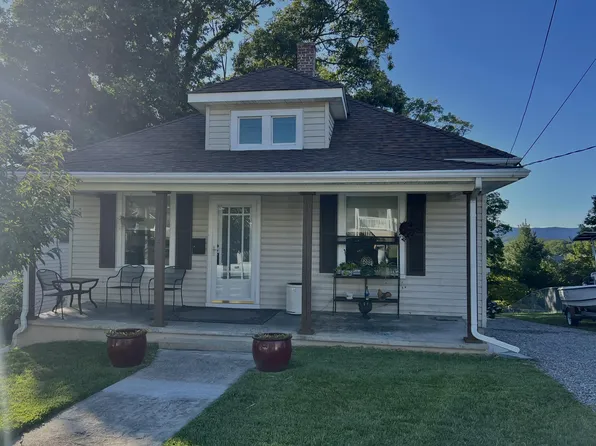 1112 Murray Ave SE, Roanoke, VA 24013