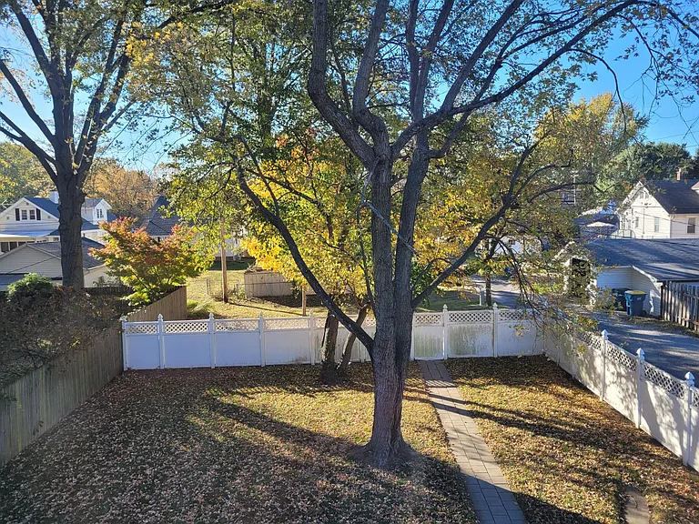 956 Hale Ave — Photo 22
