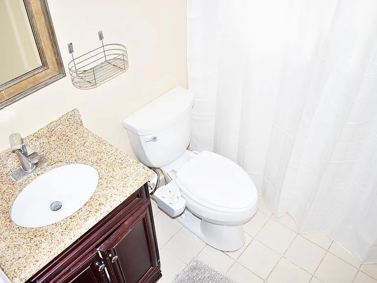 606 Main St #1 — Photo 17