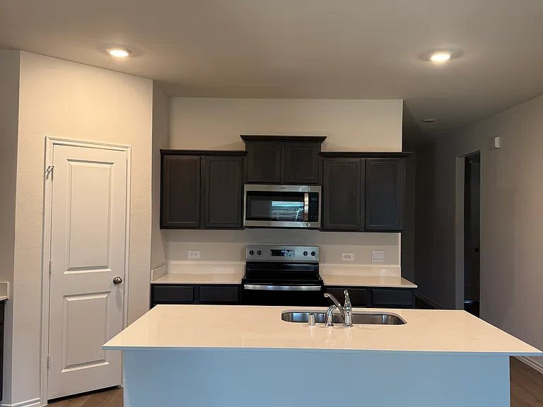 13125 Quentin Dr — Photo 10