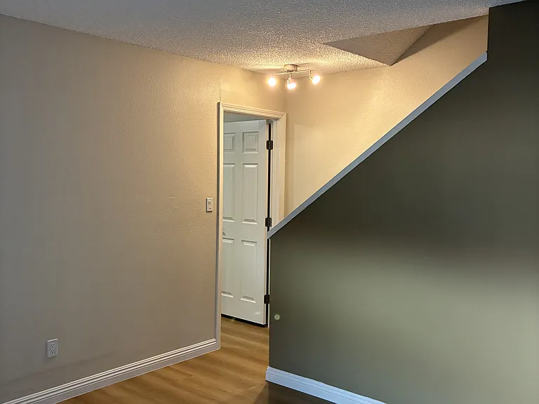 1571 W El Camino #71 — Photo 12