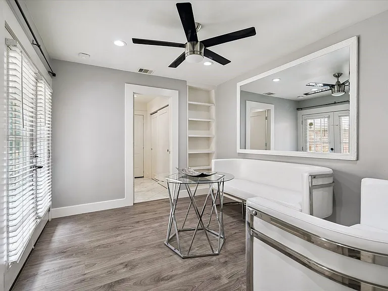 4715 Braesvalley Dr — Photo 15