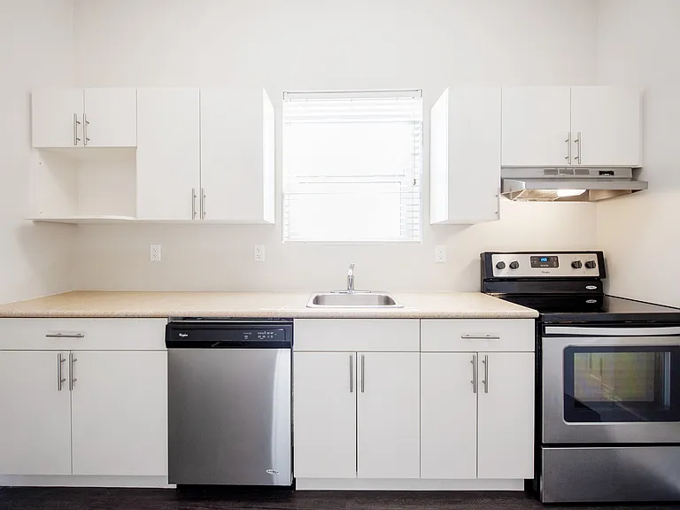 626 Jessie Ave #8 — Photo 6