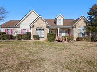 374 Classic Dr, Soddy Daisy, TN 37379