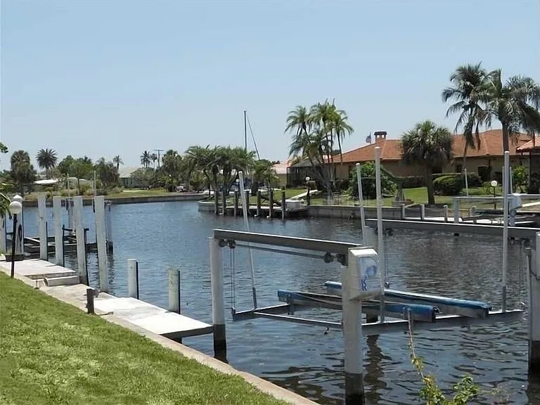 1781 Jamaica Way #A — Photo 10
