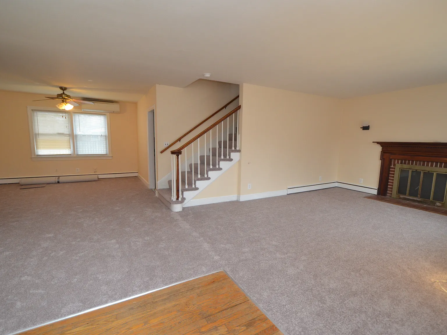 4 bed, 2000 sqft, $2,450 — Photo 2