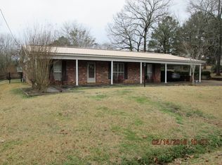 470 Red Water Rd, Carthage, MS 39051
