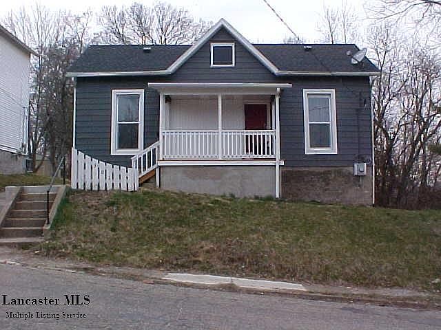 1st image of 301 Elizabeth St