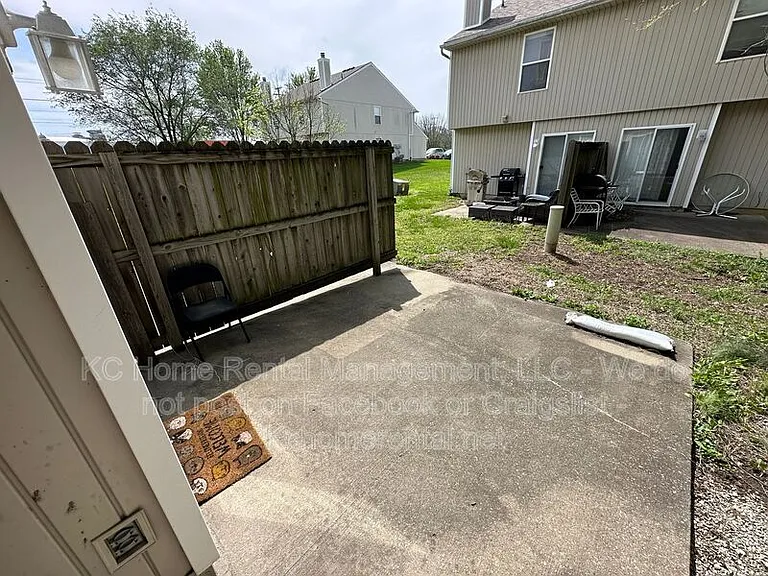 503 SW 4th St — Photo 26