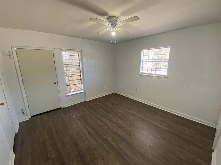 3132 Wyoming St — Photo 5