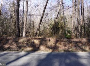 7190 Poorhouse Rd, La Plata, MD 20646