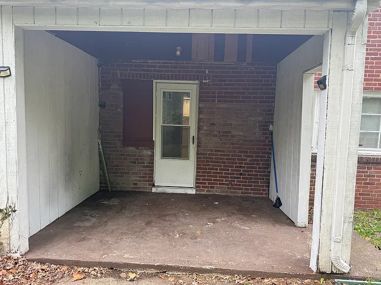 53 N Rodney Dr — Photo 15