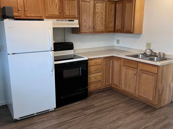 Heims Investments; (123 1st Ave NW Waverly, IA), 123 1st Ave NW APT 6, Waverly, IA 50677