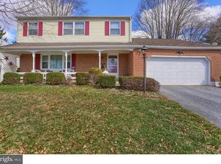 111 Juniper Dr, Douglassville, PA 19518
