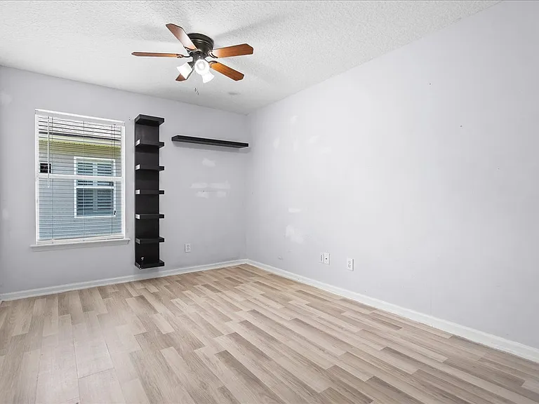 3664 Shrewsbury Dr — Photo 15