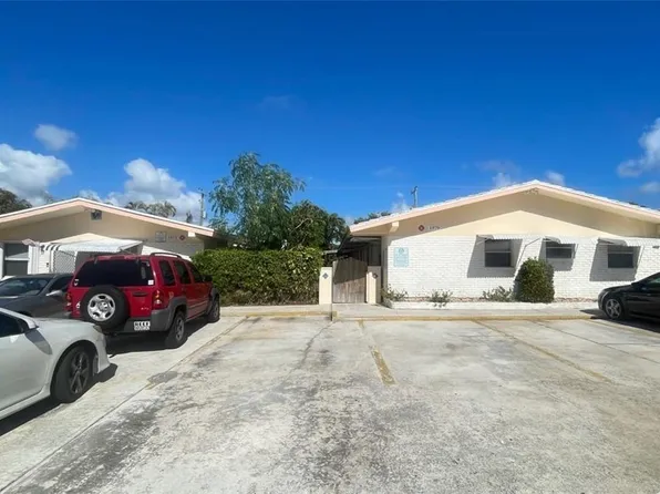 1973 NE 4th St, Deerfield Beach, FL 33441