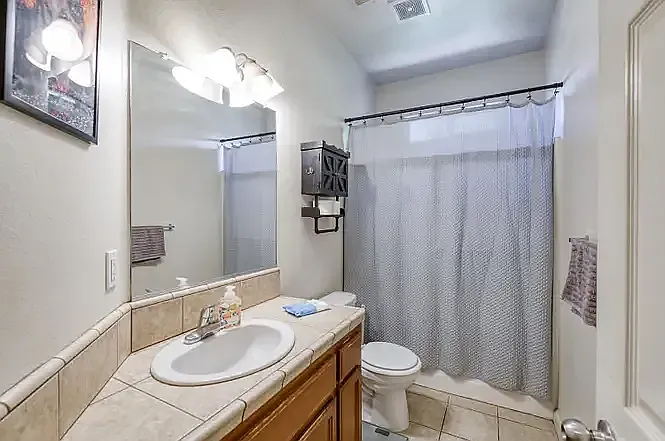 4653 W Clinton Ave #101 — Photo 2