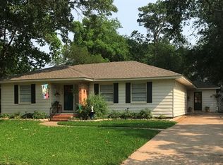 909 Persimmon Ave, Lufkin, TX 75904