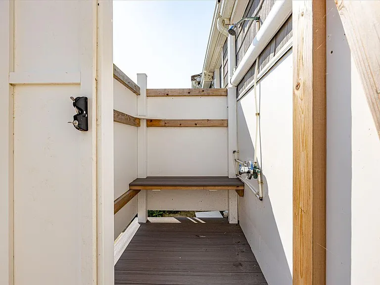 490 Ocean St — Photo 33