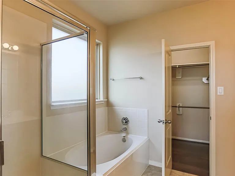 3443 Arrowhead Bay Ln — Photo 15