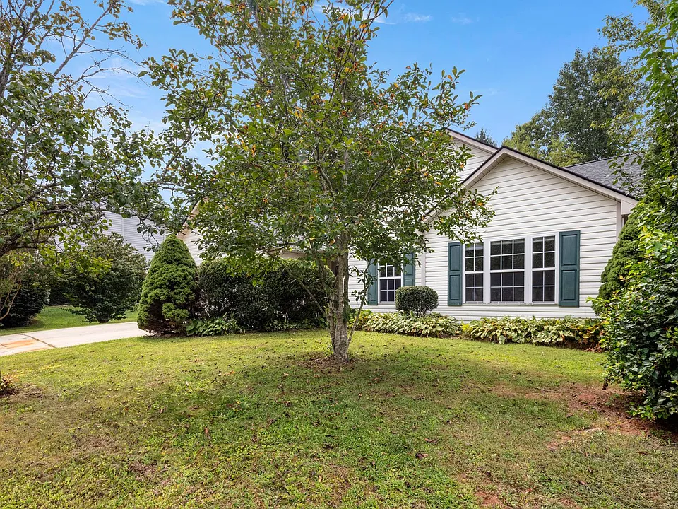 375 Glensprings Dr
