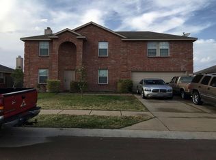 304 Long Prairie Dr, Forney, TX 75126