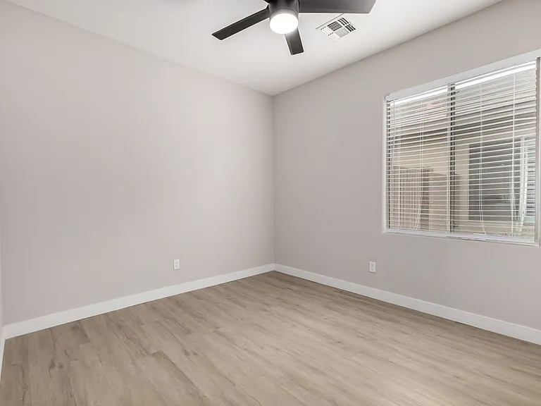 1773 W Owens Way — Photo 18